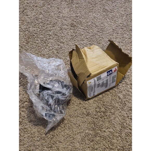 Fog Light Lamp for 06-15 Chevy Impala/06-08 Malibu/07-17 Equinox Left or Right - Picture 7 of 7